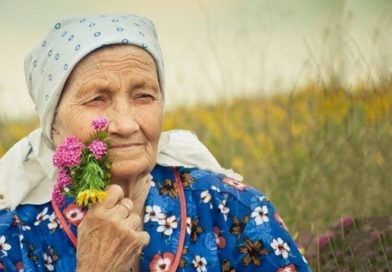 „Sūneli, pasiilgome tavęs, nors kartelį pasirodyk…“ – mes ne visada galime išmokyti vaikus mylėti tėvus