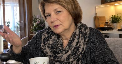 – Prisidėsite prie mano remonto? Šis butas juk vis tiek jums atiteks,- pareiškė anyta