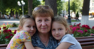 Tą pačią dieną tapau močiute ir mama — nuo to laiko mokausi iš naujo gyventi dviem mažoms mergaitėms