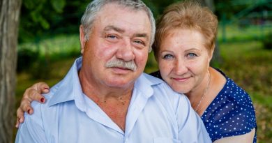 Uošviai sukūrė man visas sąlygas, o tėvai man atvykus net dvokiančio šuns negalėjo išvesti iš namų