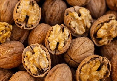 Ką iš tikrųjų organizme daro graikiniai riešutai