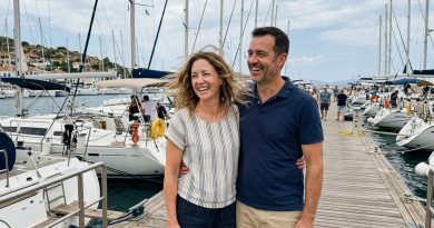 Mes su vyru daugiau nei dešimt metų bandėme susilaukti vaiko, bet gydytojai tik skėsčiojo rankomis… Naktimis verkiau, o jis netikėtai greitai susitaikė su tuo. Tik per atostogas Sicilijoje aš sužinojau tiesą, nuo kurios žemė pabėgo iš po kojų…