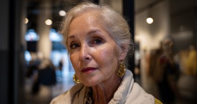 Man 62 metai, ir aš nusprendžiau pradėti naują gyvenimą, tačiau vienas vakaras su vaikais sugriovė viską, kuo tikėjau…