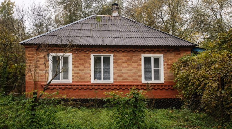 Aš paveldėjau namą iš tolimos giminaitės. Tačiau atvykusi ten, pamačiau, kad ten jau kas nors gyvena…