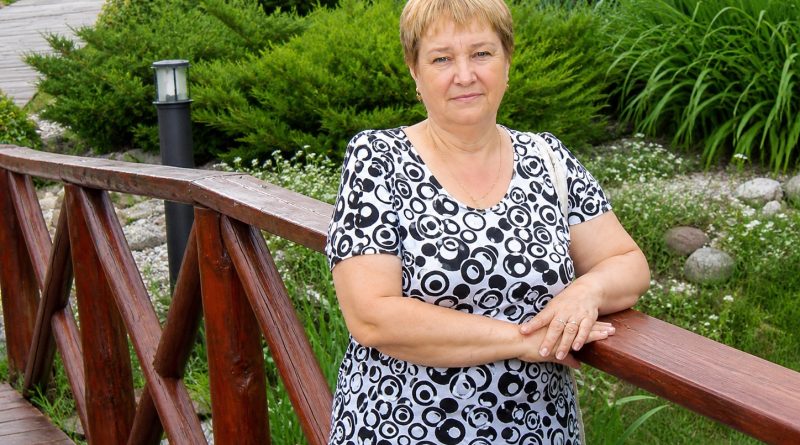 Kai man pranešė, kad mano sūnus išvarė žmoną ir vaikus iš namų, aš iškart išskubėjau ten. Tačiau kai pagaliau pasiekiau vietą — prieš mane atsivėrė visiškai kitokia tiesa, kuri apvertė viską aukštyn kojomis