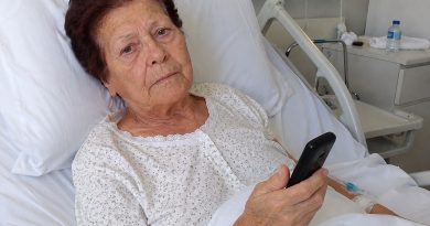 Anyta visą gyvenimą manęs nepriėmė. Kai sunkiai susirgo, paprašė atvažiuoti ir pasakė tai, kas sugriovė visą mano įskaudintumą…